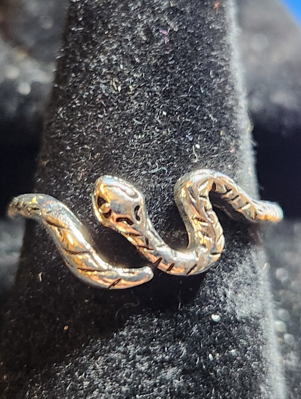Sterling Silver Plated Snake Ring for Reptile Enthusiasts Size 6-6.5" - Picture 2 of 3